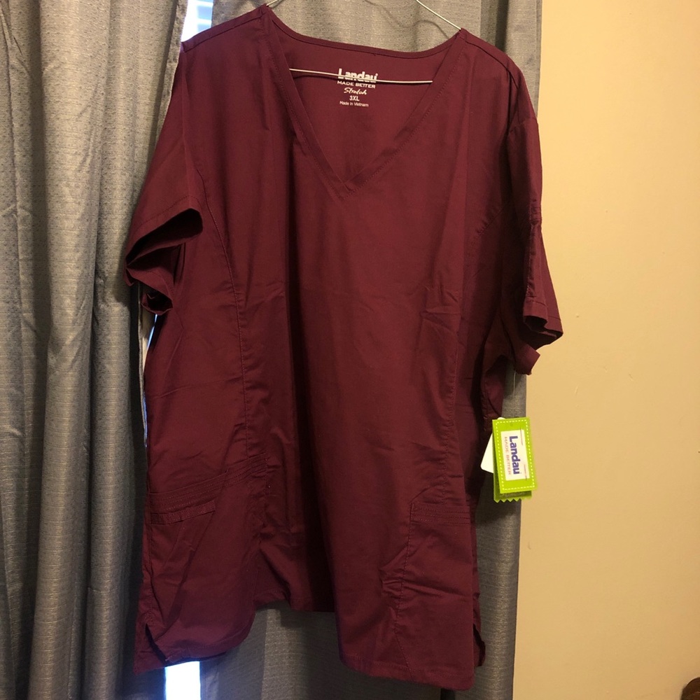 Scrub top